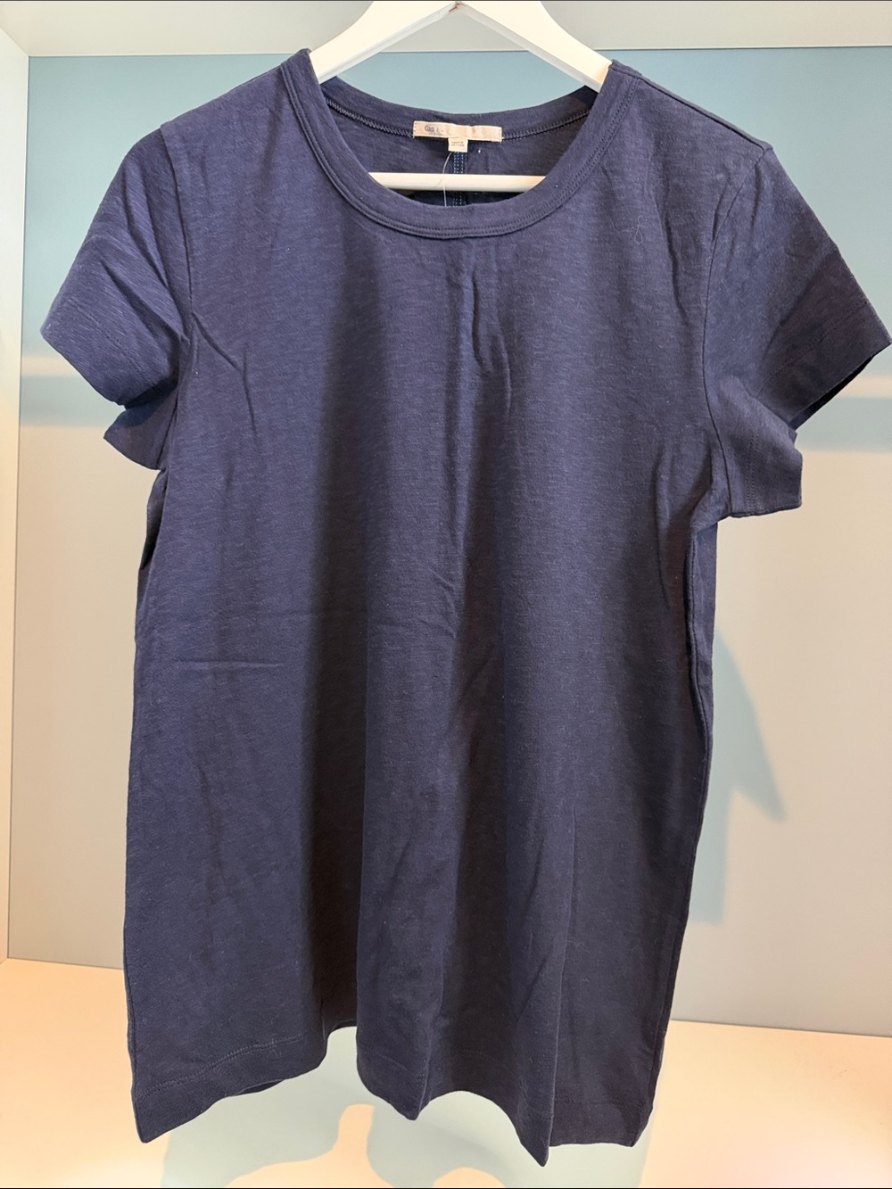 NWT GAP Navy Short Sleeve Crewneck Tee. Size large. Blue stitching on back.